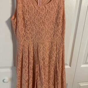Elegant Lace Sleeveless Dress in Peach- forever 21